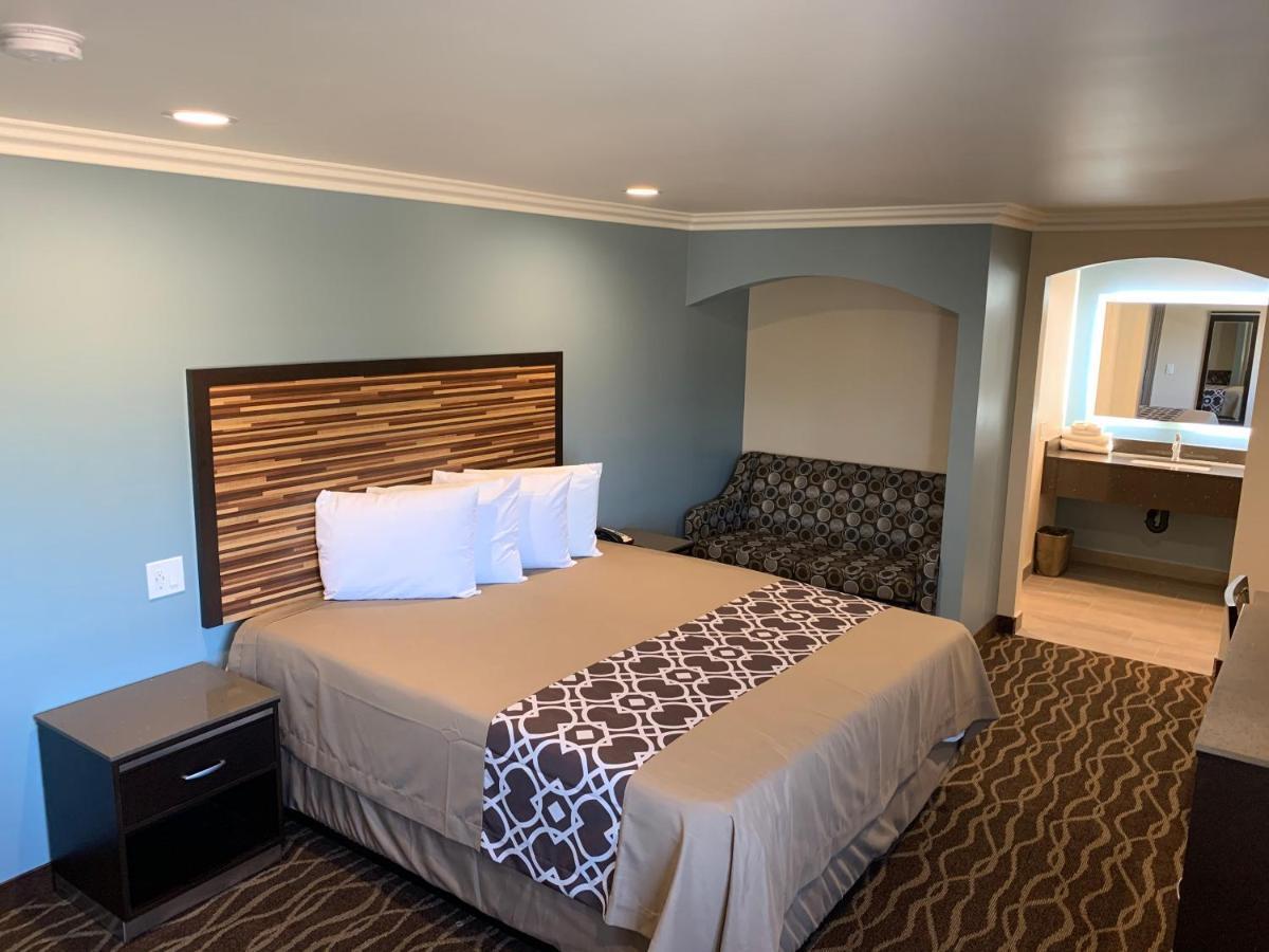 Industry Inn & Suites Ла Пуенте Екстериор снимка
